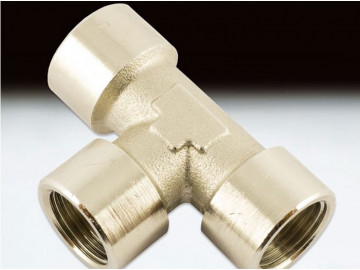 Переходник T-образный резьба нар.1/4 - внутр.1/4 - внутр.1/4 JWL 630222