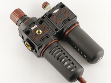 Фильтр-регулятор-смазчик 1/2 (антиударный корпус - давление 12 БАР) Air Comp 751653